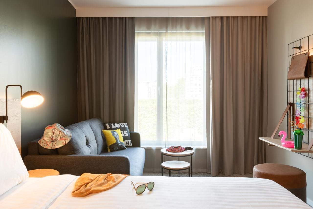 Moxy Paris Val D'europe Hotel 3*