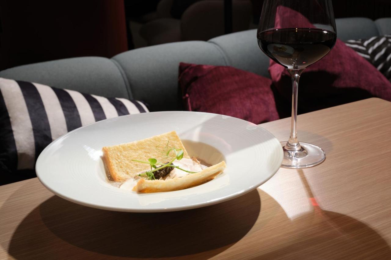 Moxy Paris Val D'europe Hotel 3*